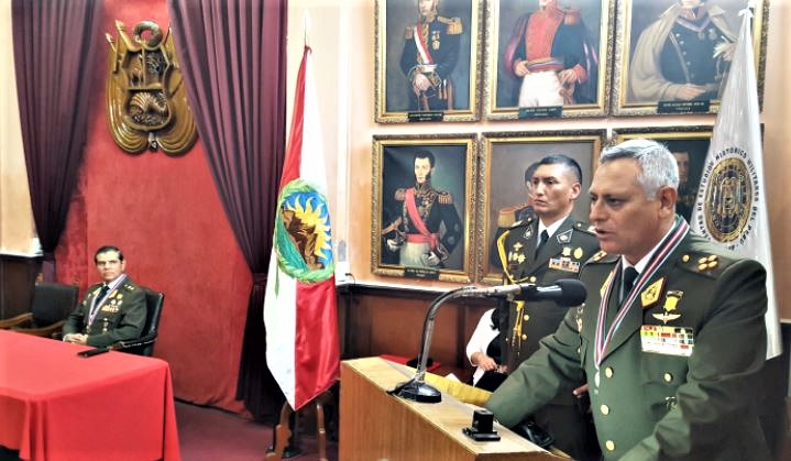 Incorporación Como Miembro De Honor Del Señor Comandante General Del Ejército Del Perú General 5921